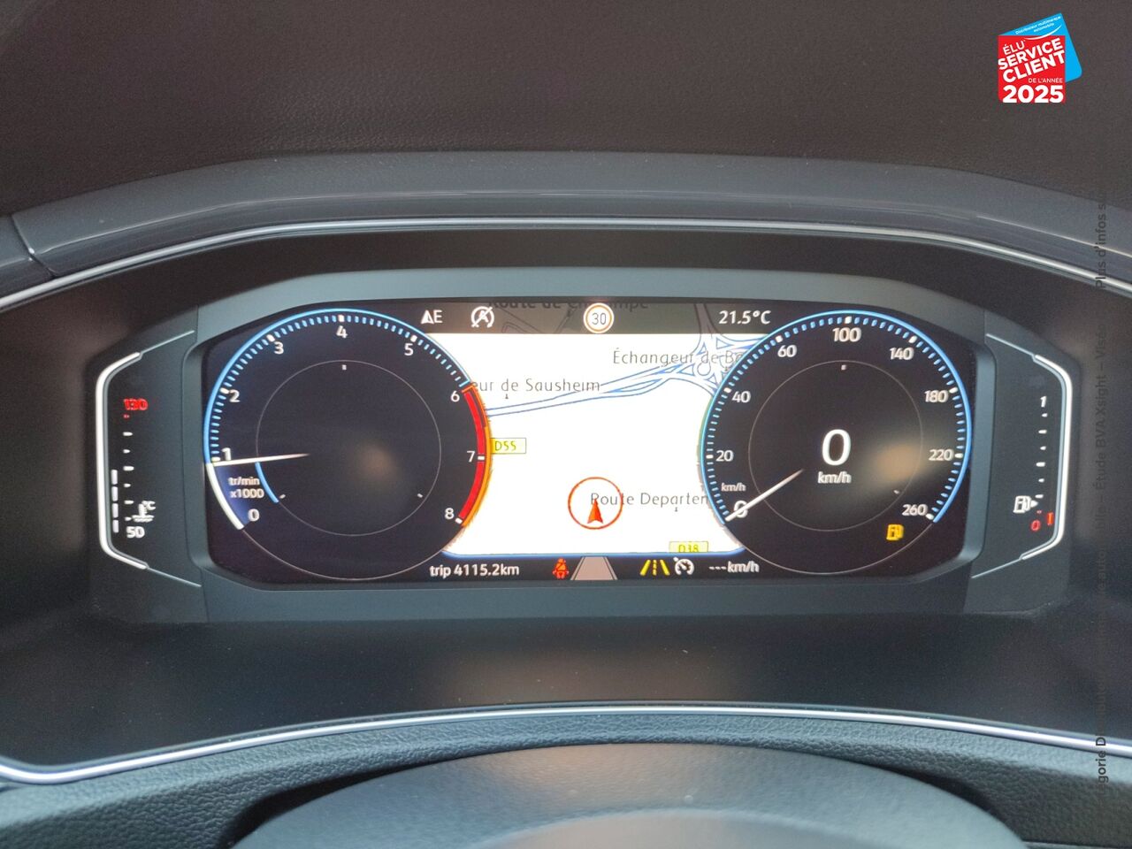 Véhicule d'occasion VOLKSWAGEN T-ROC 1.5 TSI EVO 150CH CARAT chez Renault Saint-Louis