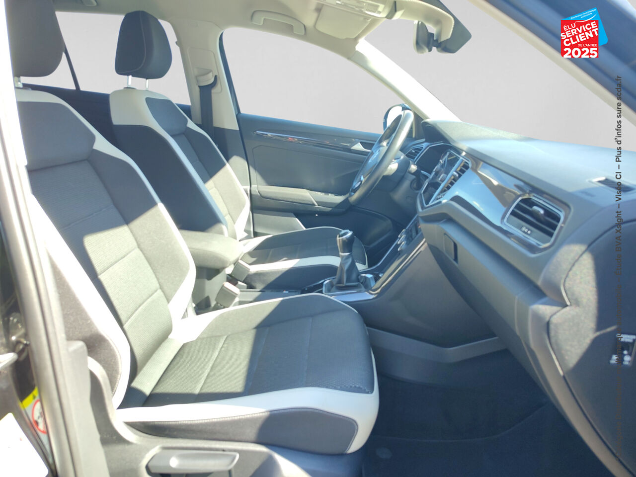 Véhicule d'occasion VOLKSWAGEN T-ROC 1.5 TSI EVO 150CH CARAT chez Renault Saint-Louis