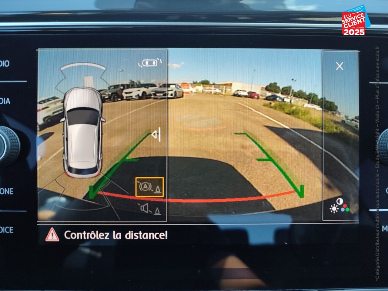 Véhicule d'occasion VOLKSWAGEN T-ROC 1.5 TSI EVO 150CH CARAT chez Renault Saint-Louis