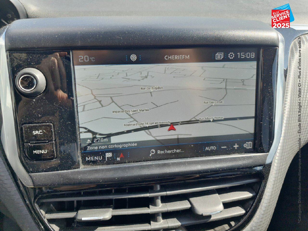 Véhicule d'occasion PEUGEOT 208 1.2 PURETECH 82CH STYLE 5P GPS CARPLAY chez Renault Saint-Louis