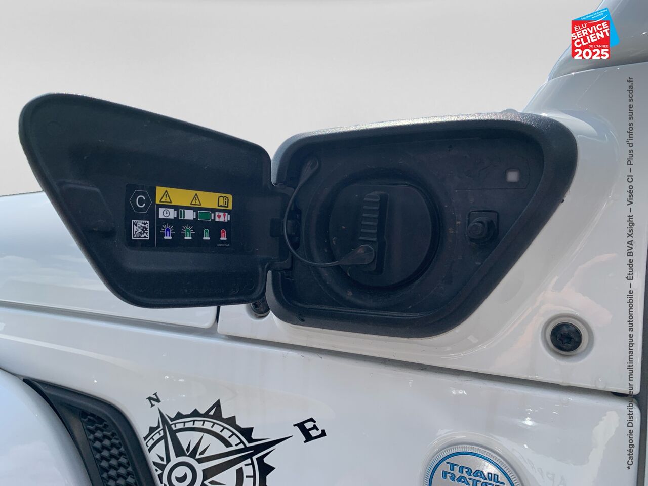 Véhicule d'occasion JEEP WRANGLER UNLIMITED 2.0 T 380CH 4XE OVERLAND COMMAND-TRAC MY22 chez Renault Saint-Louis