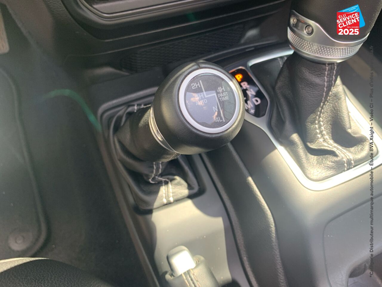 Véhicule d'occasion JEEP WRANGLER UNLIMITED 2.0 T 380CH 4XE OVERLAND COMMAND-TRAC MY22 chez Renault Saint-Louis