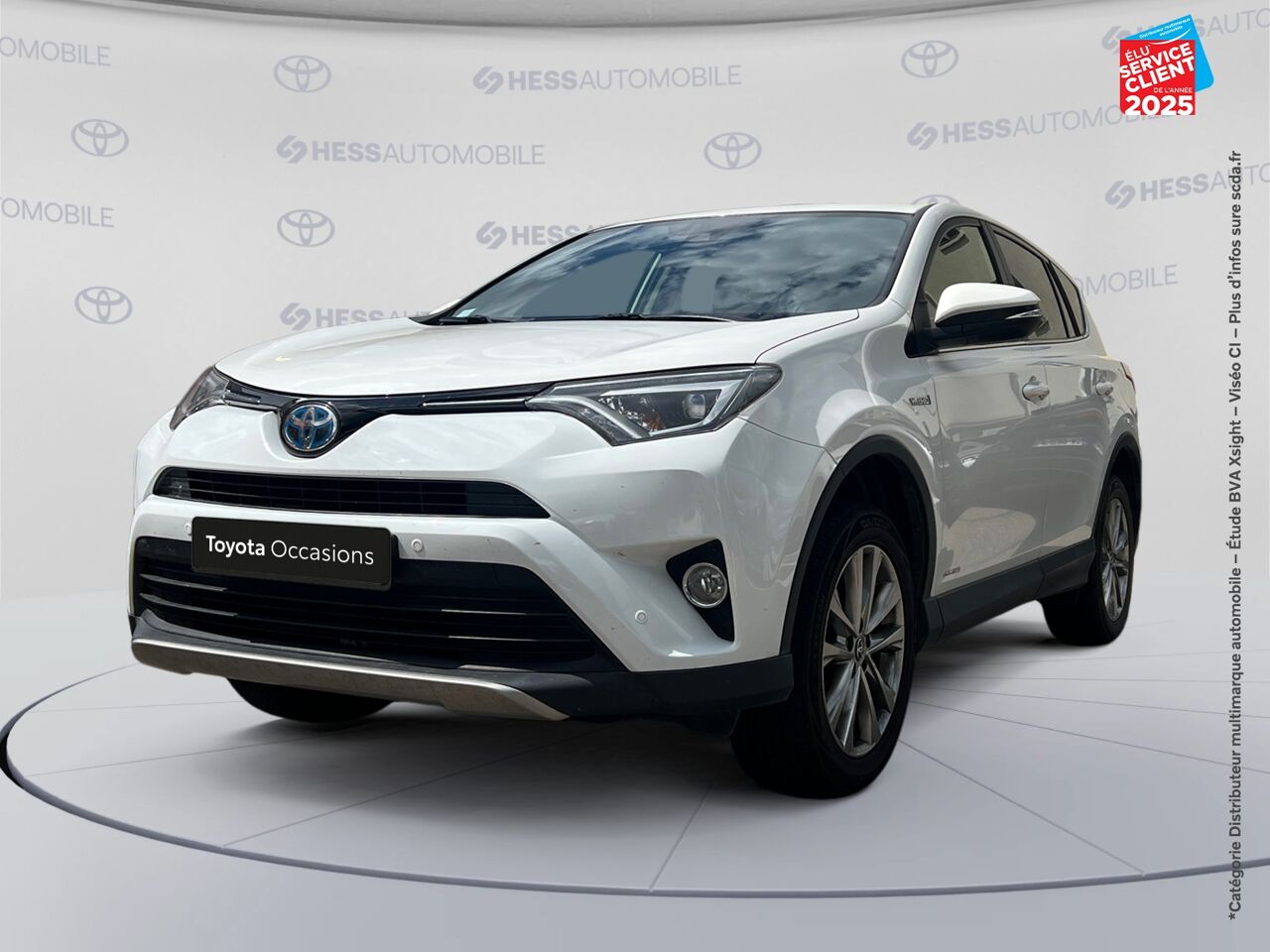 Véhicule d'occasion TOYOTA RAV4 197 HYBRIDE DYNAMIC 2WD CVT CAMERA chez Renault Colmar