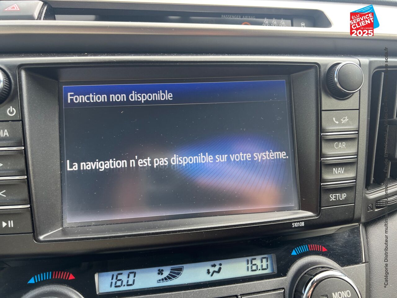 Véhicule d'occasion TOYOTA RAV4 197 HYBRIDE DYNAMIC 2WD CVT CAMERA chez Renault Colmar