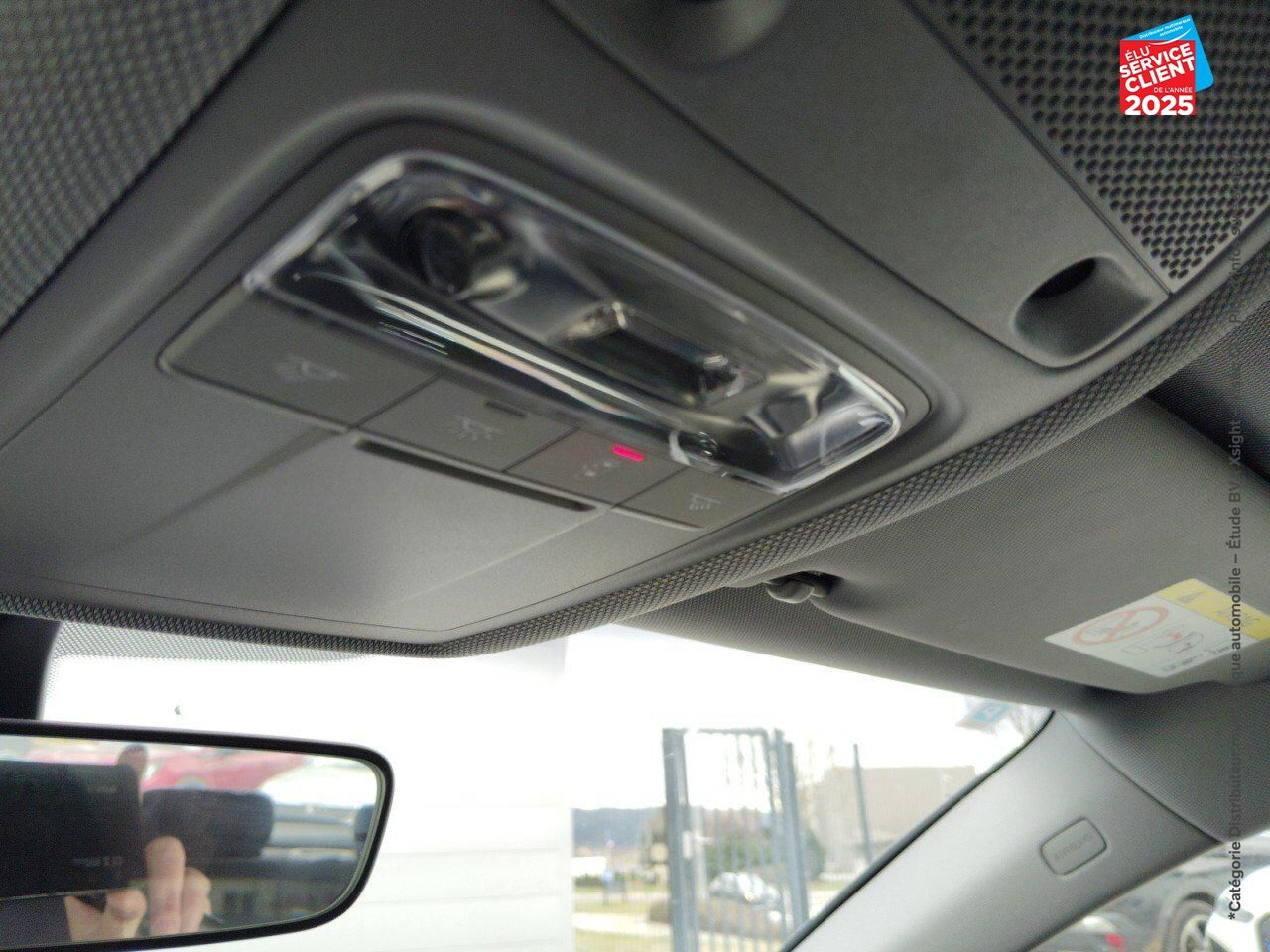 Véhicule d'occasion AUDI A3 SPORTBACK 30 TDI 116CH SPORT S TRONIC 7 EURO6D-T RADAR AV/AR ATTELAGE chez Nissan Beaune