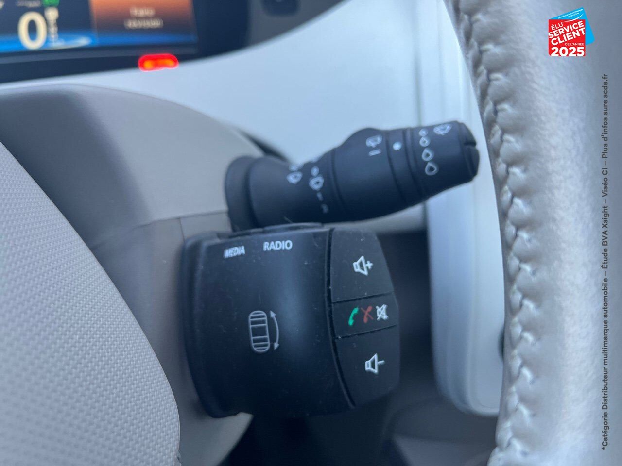 Véhicule d'occasion RENAULT ZOE ZEN CHARGE NORMALE R90 GPS chez Opel Bar le Duc