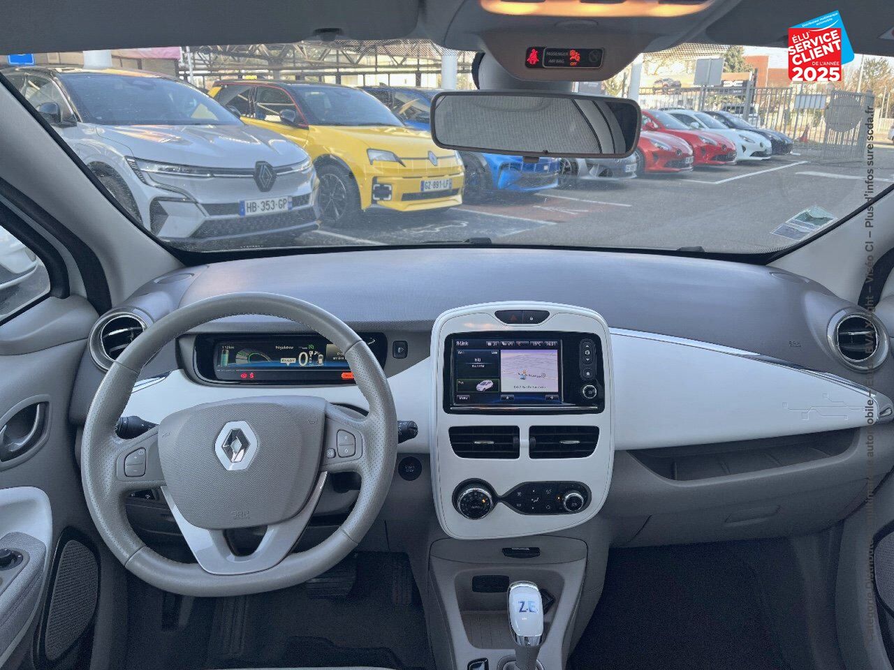 Véhicule d'occasion RENAULT ZOE ZEN CHARGE NORMALE R90 GPS chez Opel Bar le Duc