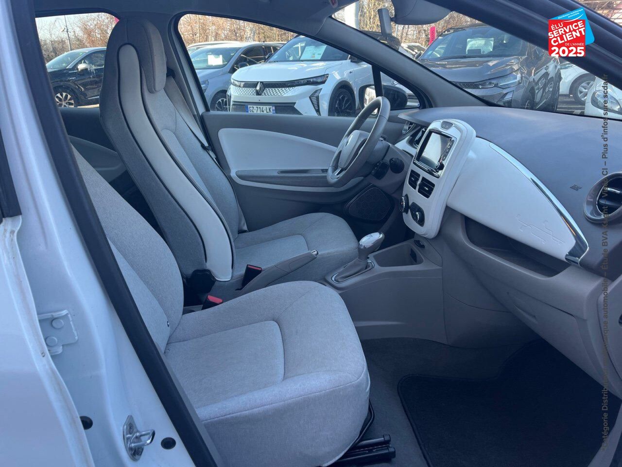 Véhicule d'occasion RENAULT ZOE ZEN CHARGE NORMALE R90 GPS chez Opel Bar le Duc