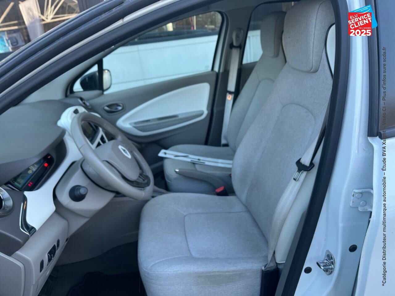 Véhicule d'occasion RENAULT ZOE ZEN CHARGE NORMALE R90 GPS chez Opel Bar le Duc