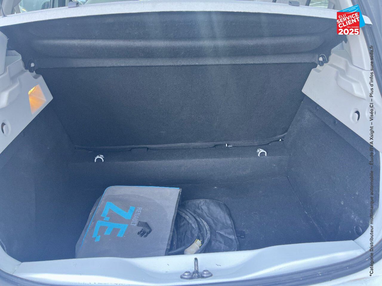 Véhicule d'occasion RENAULT ZOE ZEN CHARGE NORMALE R90 GPS chez Opel Bar le Duc