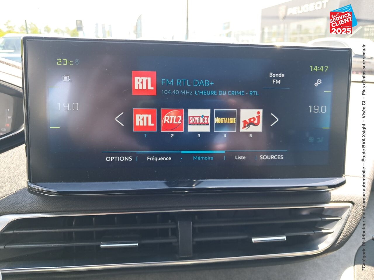 Véhicule d'occasion PEUGEOT 3008 HYBRID4 300CH GT PACK E-EAT8 chez Hyundai Epernay