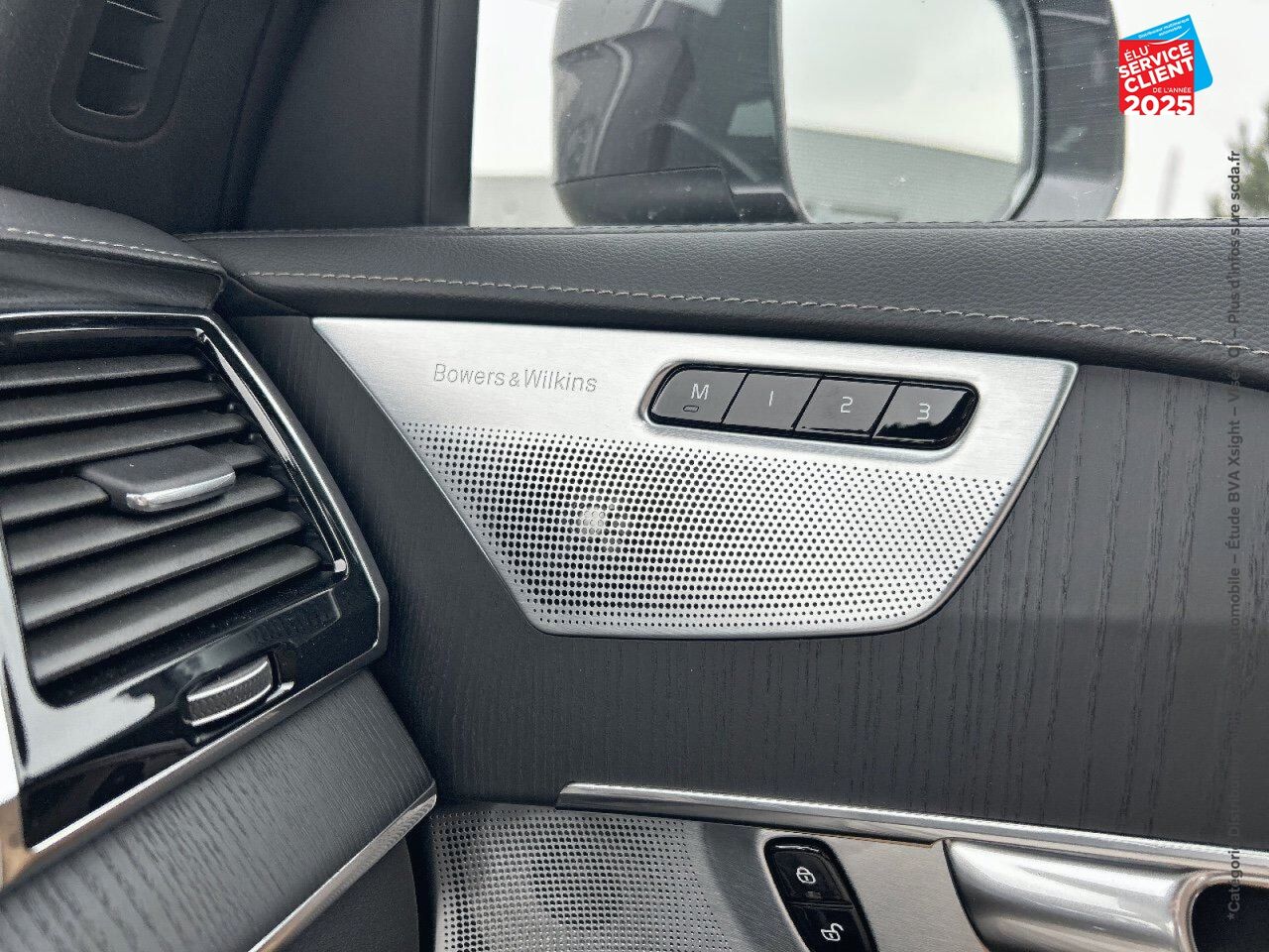 Véhicule d'occasion VOLVO XC90 T8 AWD 310 + 145CH ULTRA STYLE CHROME GEARTRONIC chez BMW Besançon