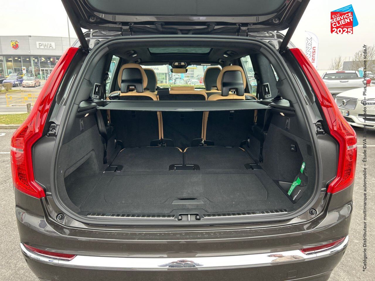 Véhicule d'occasion VOLVO XC90 T8 AWD 310 + 145CH ULTRA STYLE CHROME GEARTRONIC chez BMW Besançon
