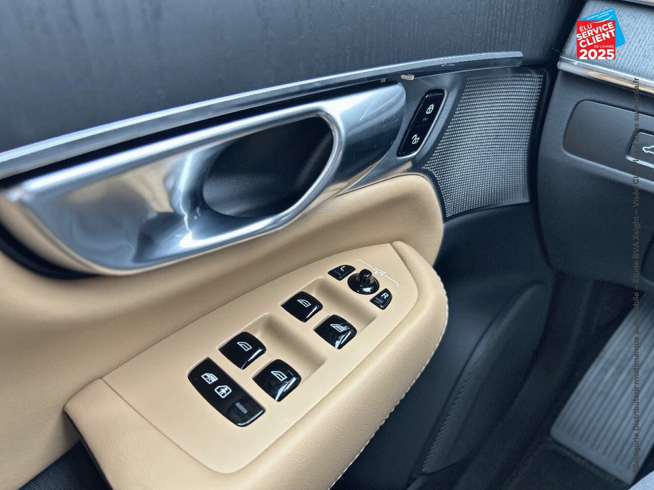 Véhicule d'occasion VOLVO XC90 T8 AWD 310 + 145CH ULTRA STYLE CHROME GEARTRONIC chez BMW Besançon