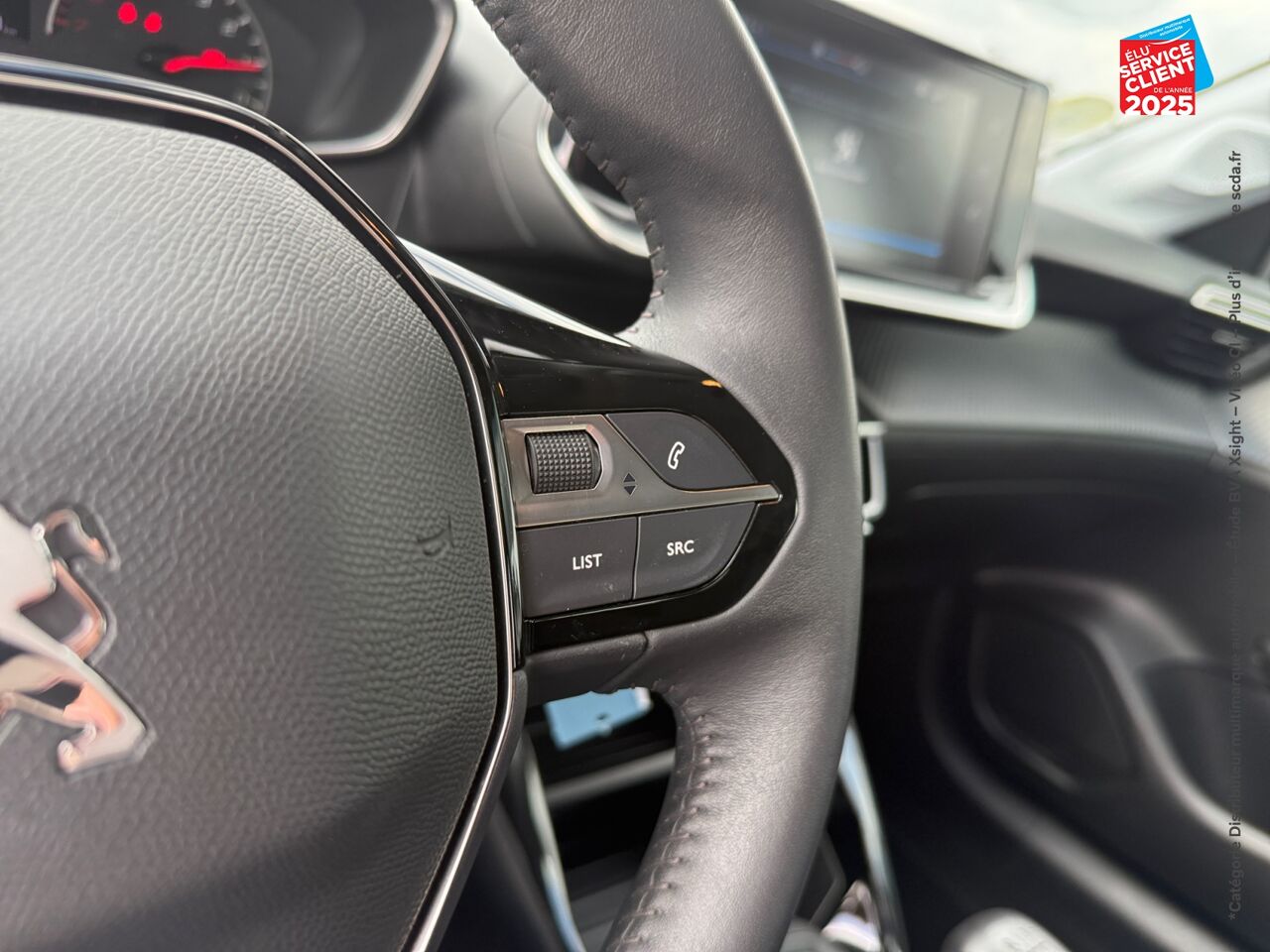 Véhicule d'occasion PEUGEOT 208 AFFAIRE 1.5 BLUEHDI 100 PREMIUM PACK chez Renault Saint-Louis