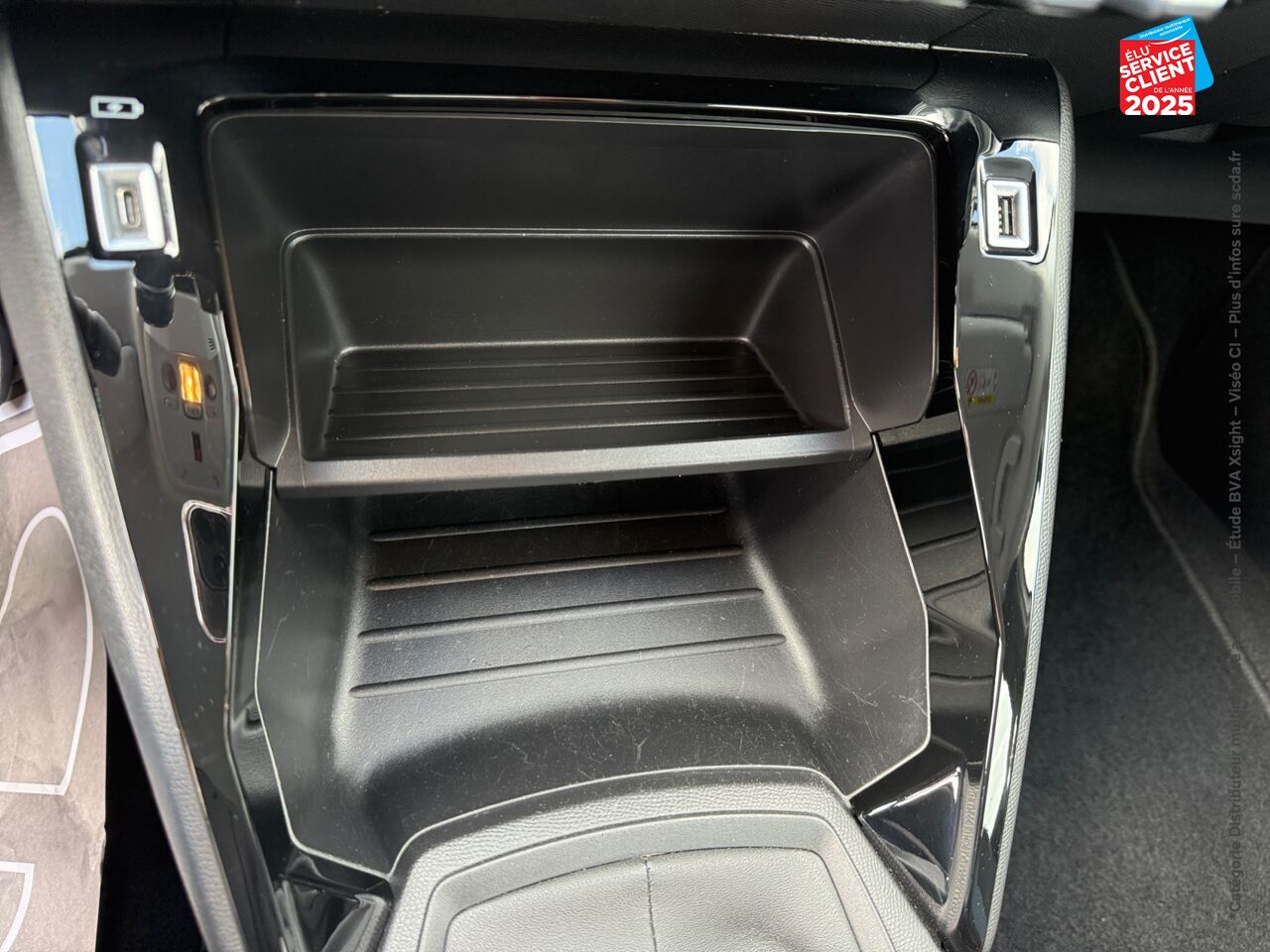 Véhicule d'occasion PEUGEOT 208 AFFAIRE 1.5 BLUEHDI 100 PREMIUM PACK chez Renault Saint-Louis