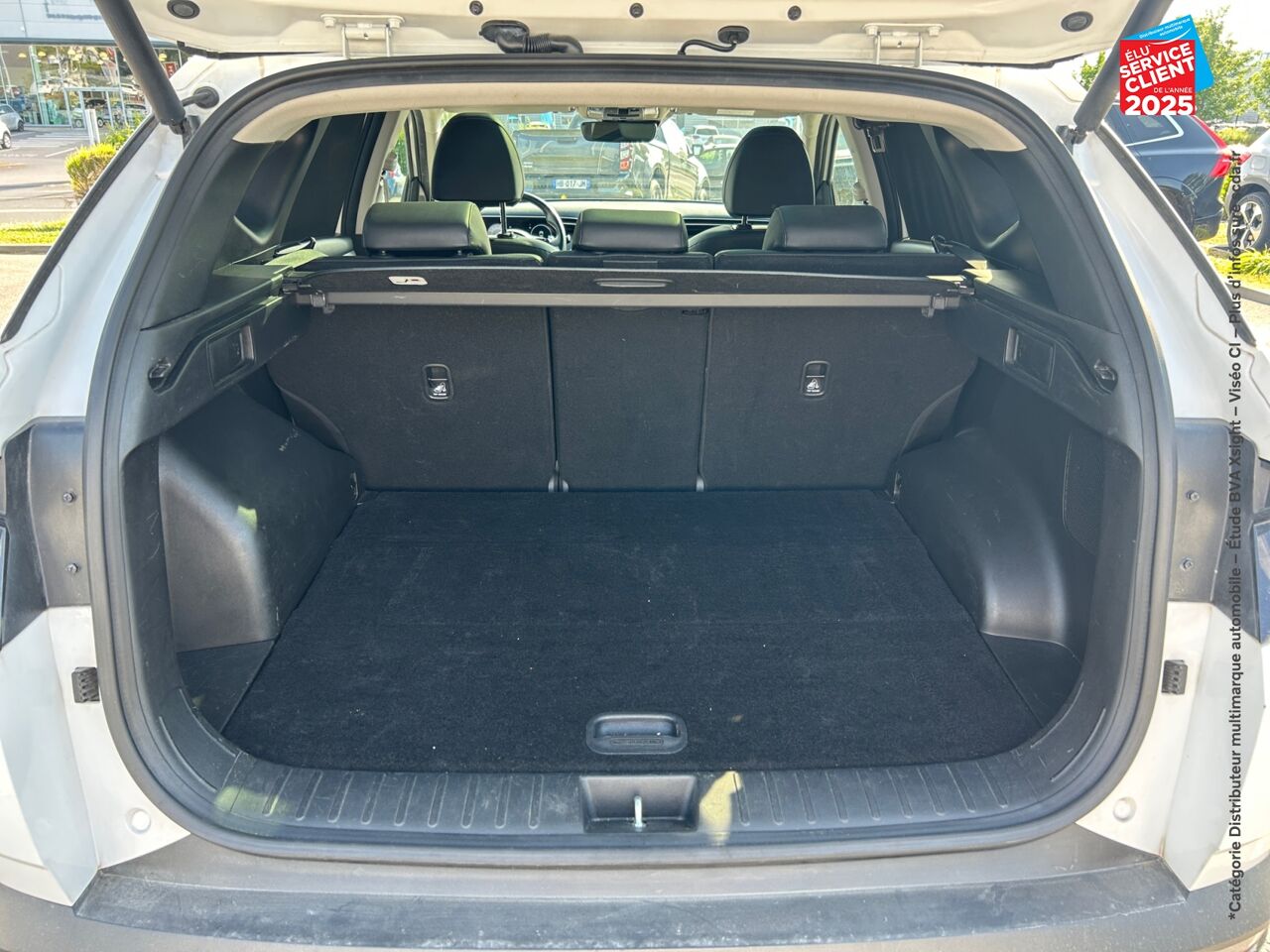 Véhicule d'occasion HYUNDAI TUCSON 1.6 T-GDI 230CH HYBRID EXECUTIVE BVA6 TOUVRANT SIEGES CHAUF/VENTIL/CUIR VOLANT CHAUF ATTELAGE chez Toyota Verdun