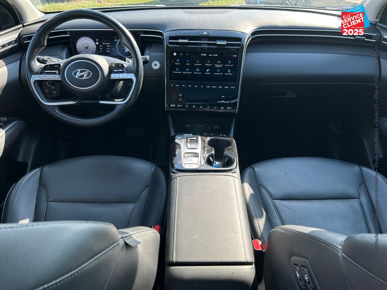 Véhicule d'occasion HYUNDAI TUCSON 1.6 T-GDI 230CH HYBRID EXECUTIVE BVA6 TOUVRANT SIEGES CHAUF/VENTIL/CUIR VOLANT CHAUF ATTELAGE chez Toyota Verdun