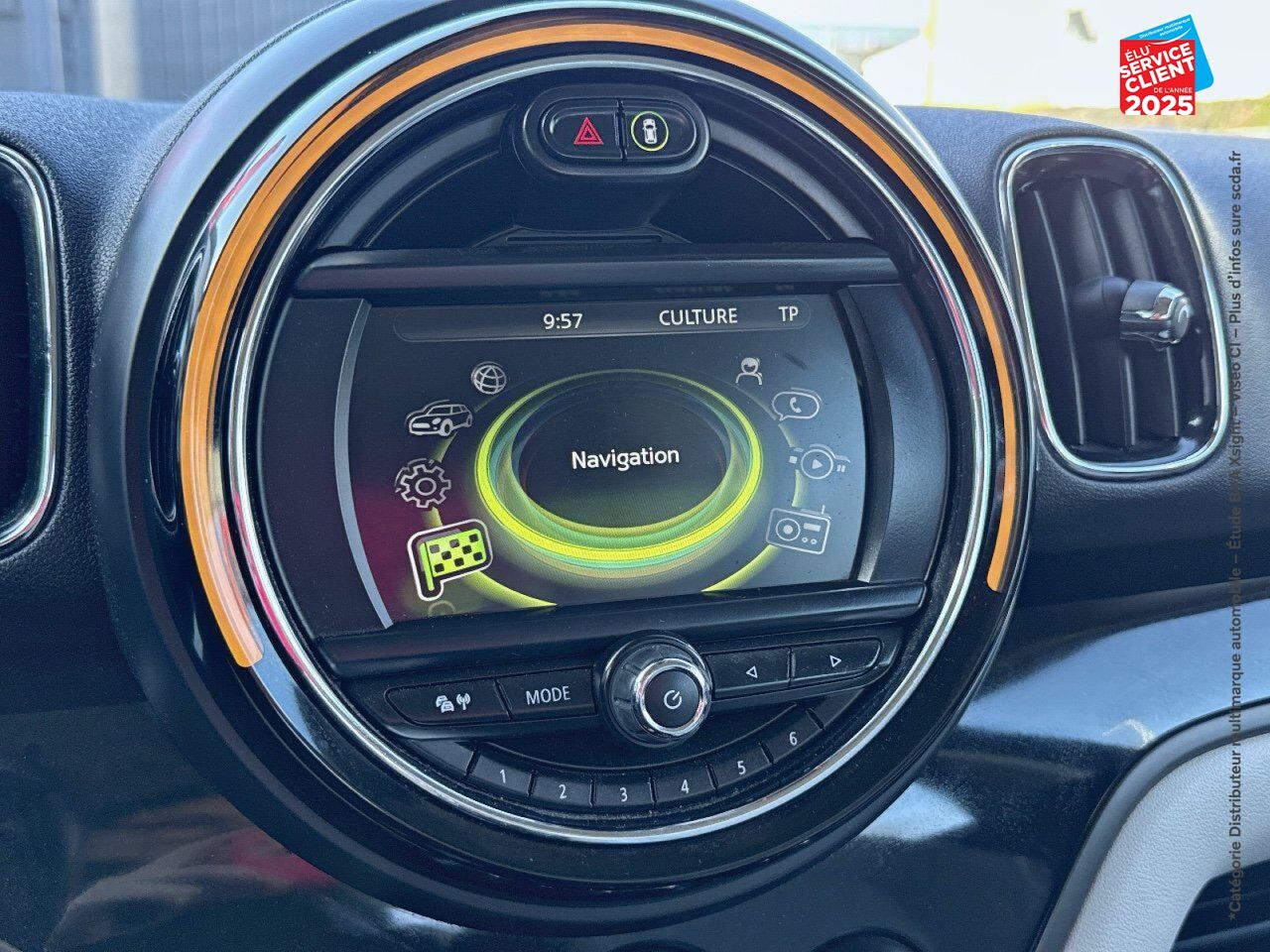 Véhicule d'occasion MINI COUNTRYMAN COOPER D 150CH BVA SIEGES CUIR GPS RADAR AV/AR chez MINI Colmar