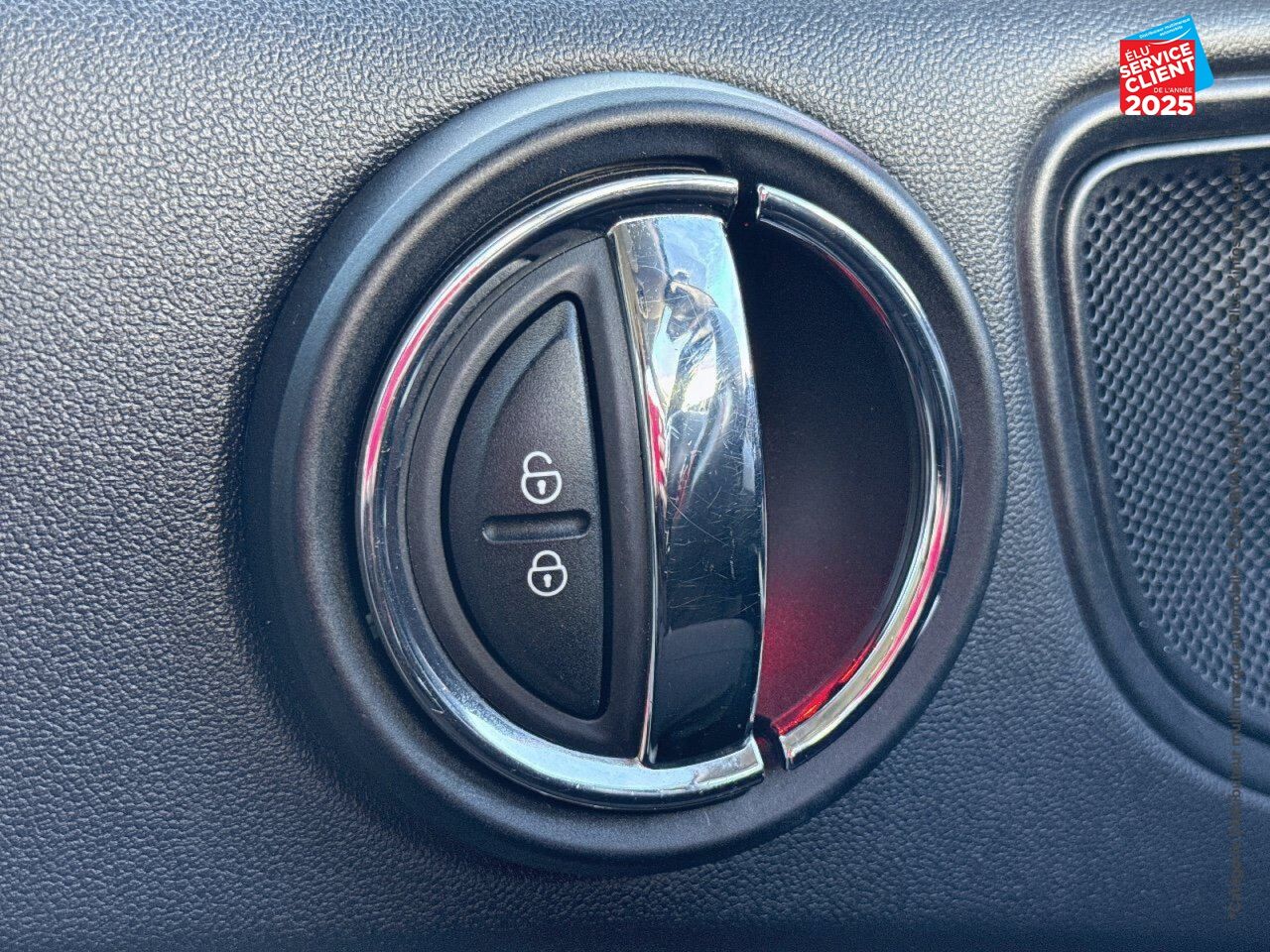 Véhicule d'occasion MINI COUNTRYMAN COOPER D 150CH BVA SIEGES CUIR GPS RADAR AV/AR chez MINI Colmar