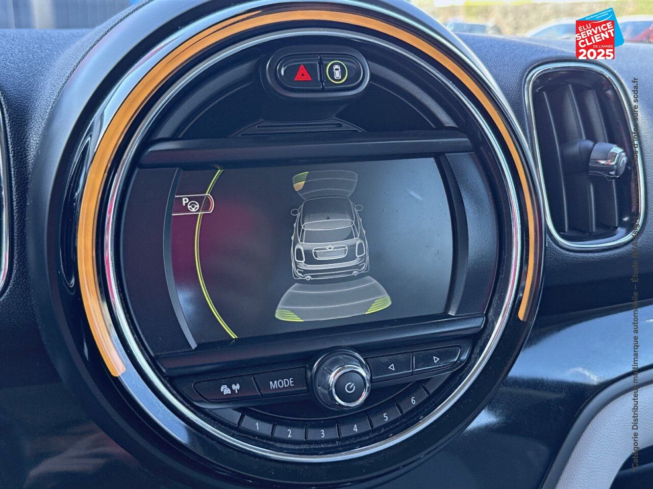 Véhicule d'occasion MINI COUNTRYMAN COOPER D 150CH BVA SIEGES CUIR GPS RADAR AV/AR chez MINI Colmar