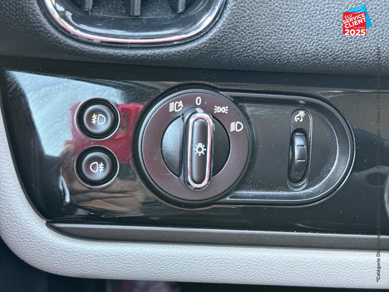 Véhicule d'occasion MINI COUNTRYMAN COOPER D 150CH BVA SIEGES CUIR GPS RADAR AV/AR chez MINI Colmar