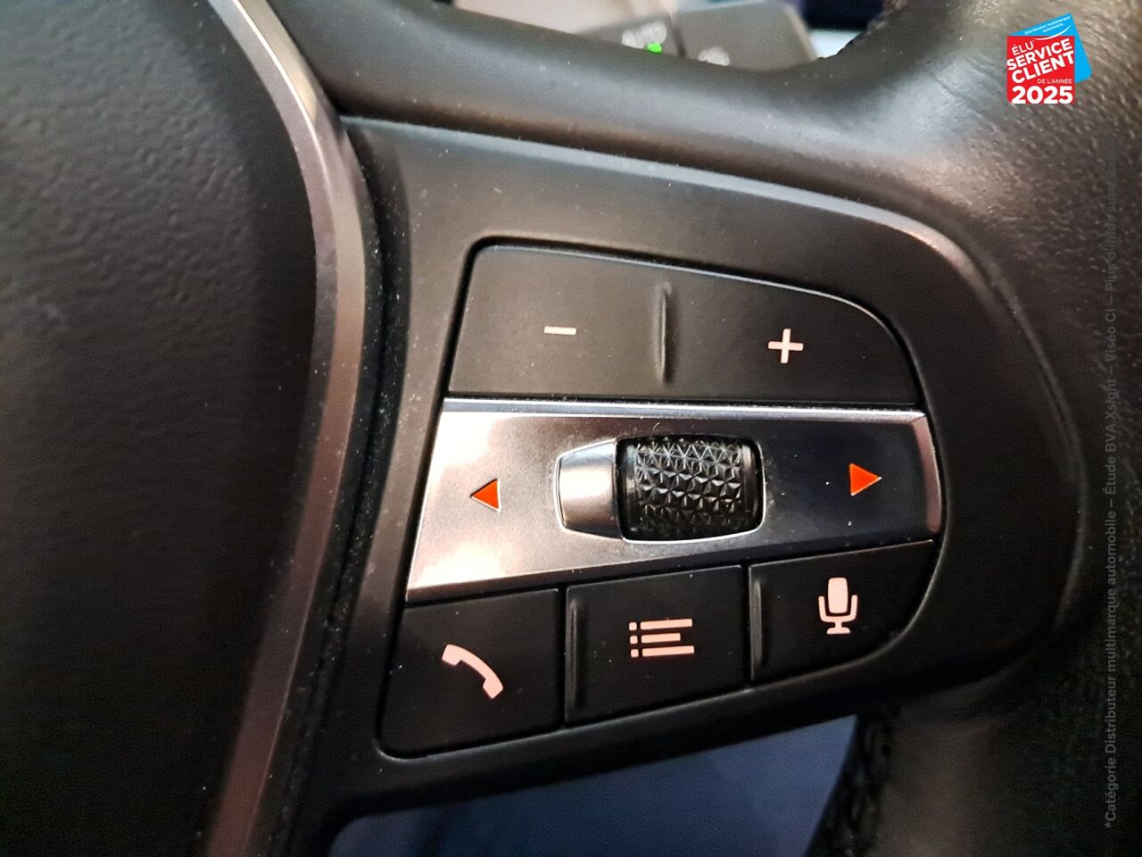 Véhicule d'occasion BMW SERIE 1 118D 150CH EDITION M DESIGN 8CV CAMERA GPS chez Volvo Epernay