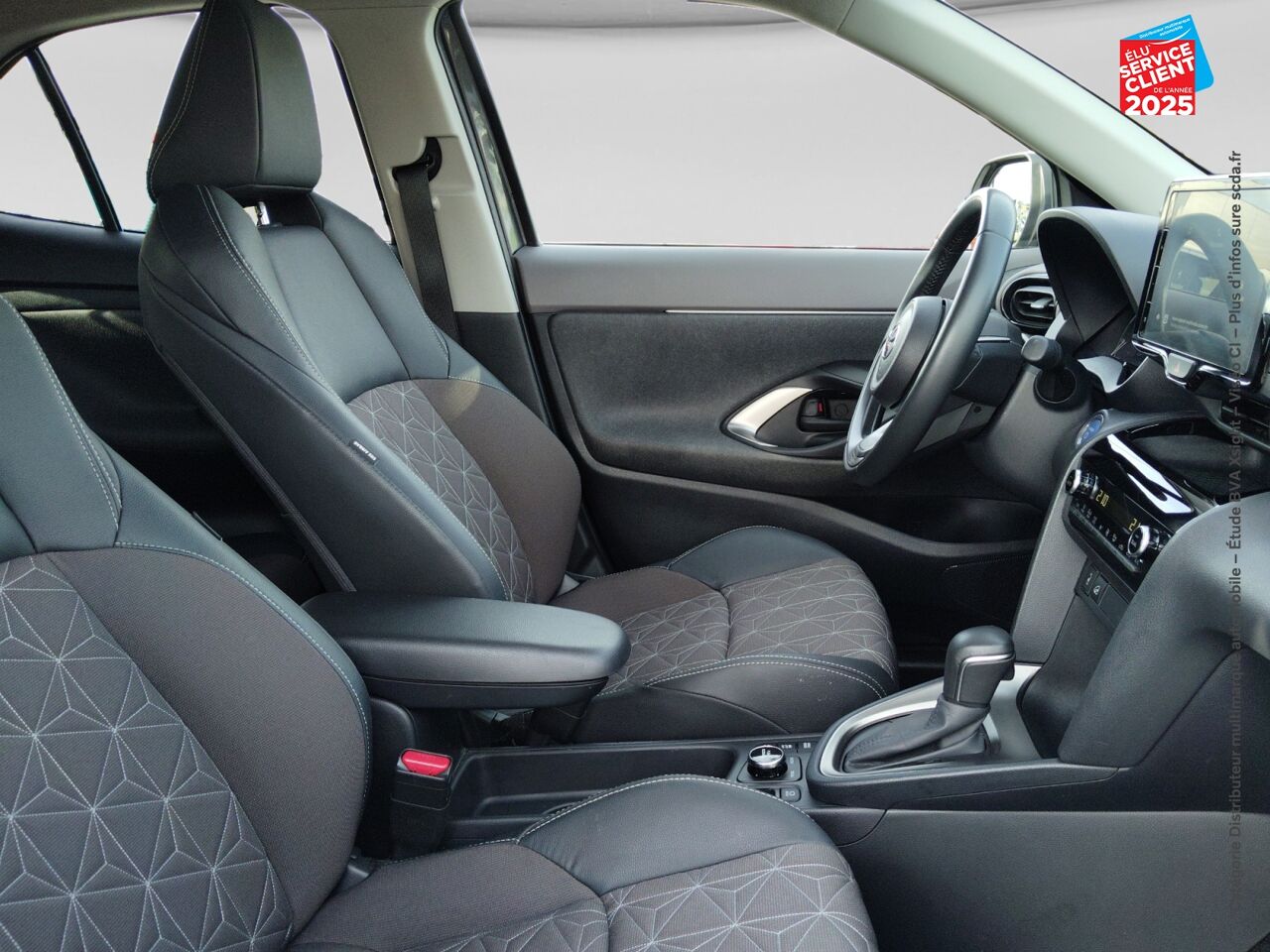 Véhicule d'occasion TOYOTA YARIS CROSS 116H COLLECTION AWD-I MY21 SIEGE CHAUF chez Dacia Strasbourg