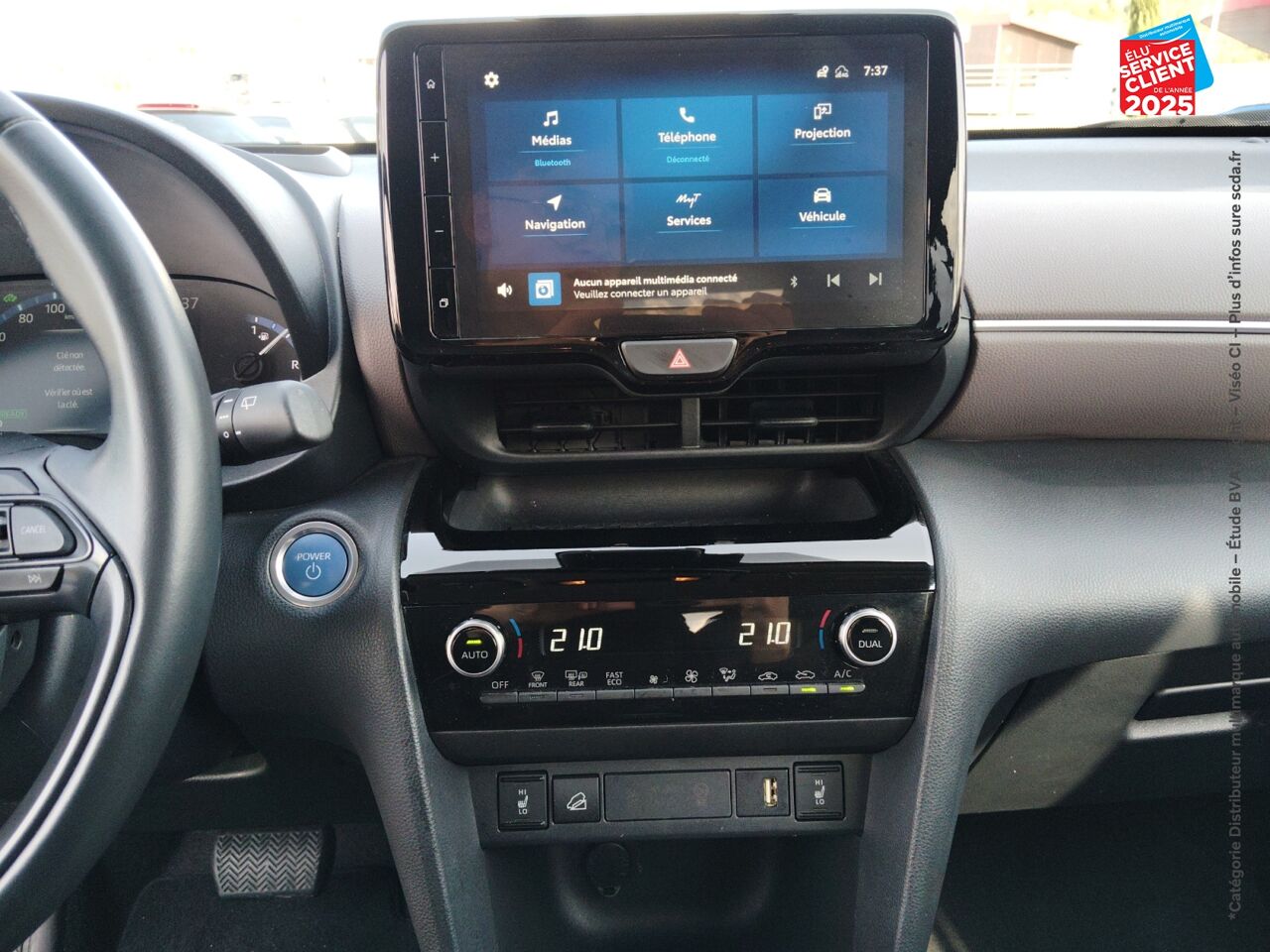 Véhicule d'occasion TOYOTA YARIS CROSS 116H COLLECTION AWD-I MY21 SIEGE CHAUF chez Dacia Strasbourg