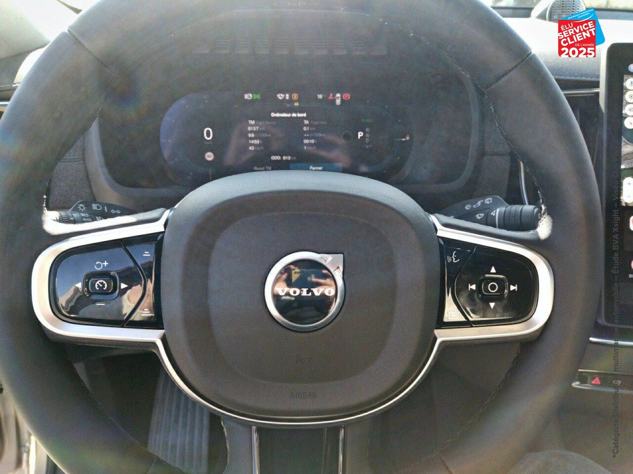Véhicule neuf VOLVO XC90 T8 AWD 310 + 145CH ULTRA STYLE CHROME GEARTRONIC chez Volvo Epernay