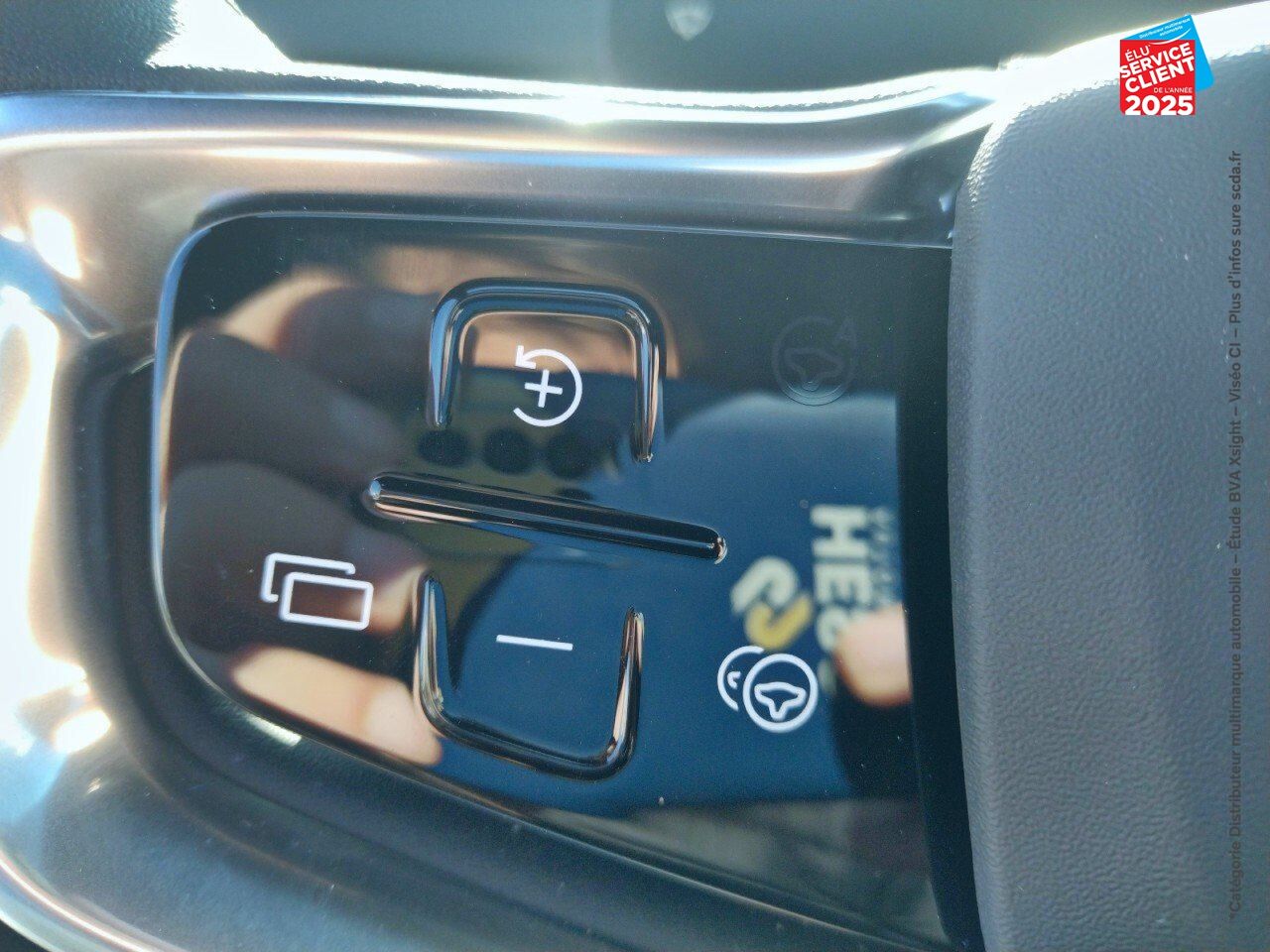 Véhicule neuf VOLVO EX90 RECHARGE TWIN PERFORMANCE 517CH ULTRA chez Volvo Epernay