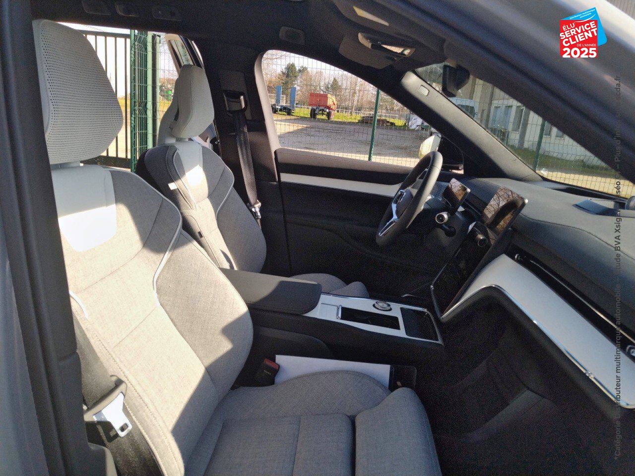 Véhicule neuf VOLVO EX90 RECHARGE TWIN PERFORMANCE 517CH ULTRA chez Volvo Epernay