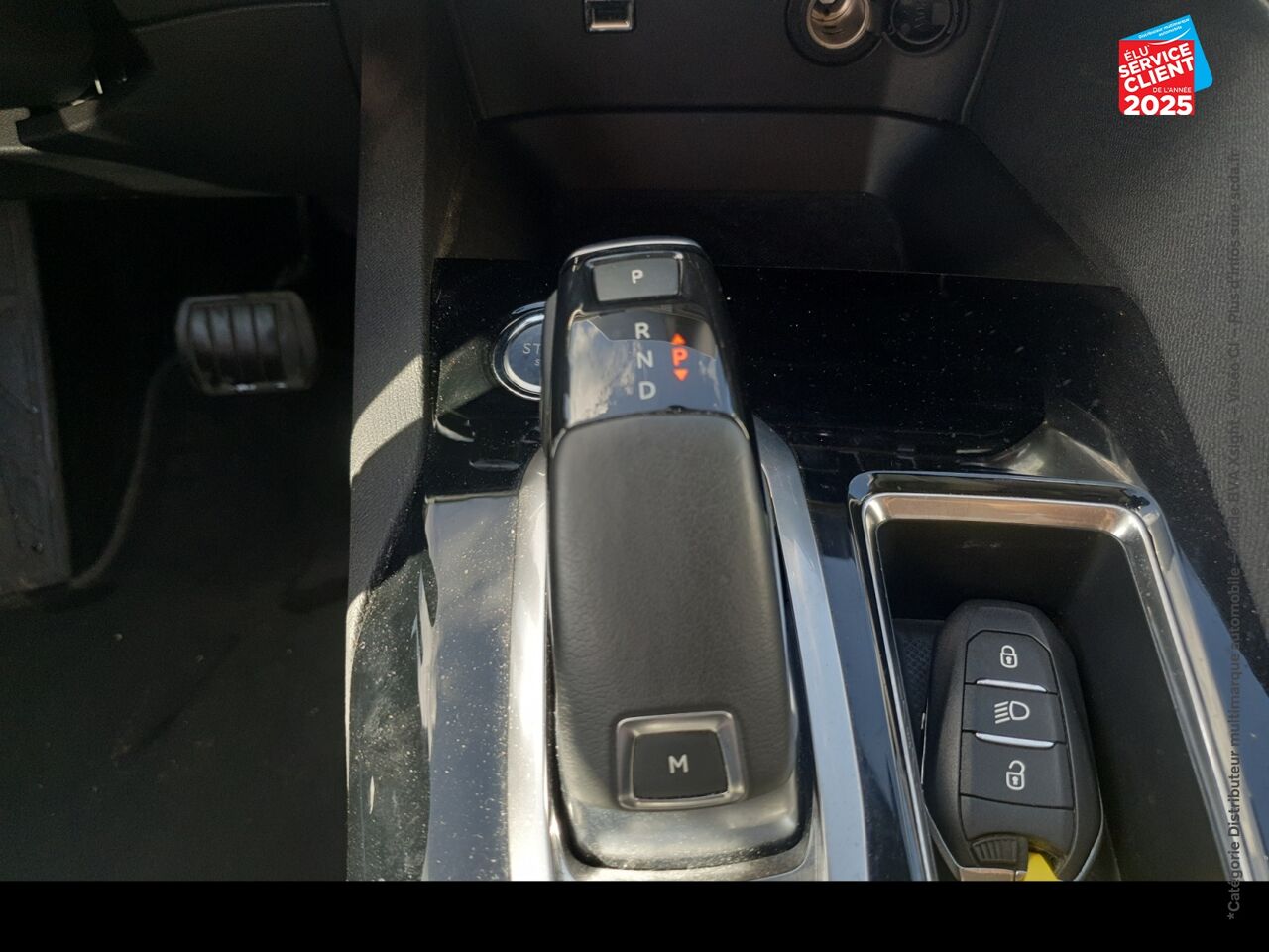 Véhicule d'occasion PEUGEOT 3008 1.2 PURETECH 130CH ALLURE S/S EAT6 CAMERA GPS chez Toyota Sarreguemines