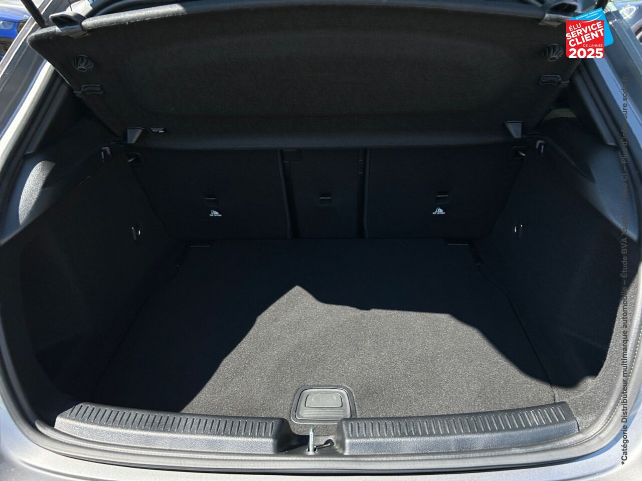 Véhicule d'occasion MERCEDES-BENZ CLASSE A 180 136CH AMG LINE chez Toyota Sarreguemines