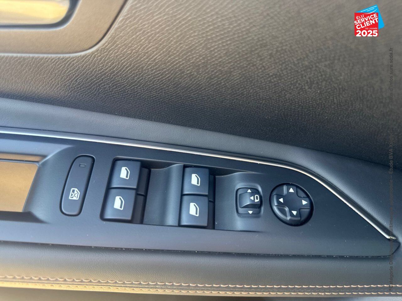 Véhicule d'occasion PEUGEOT 3008 1.2 PURETECH 130CH GT LINE SS EAT6 chez Toyota Sarreguemines