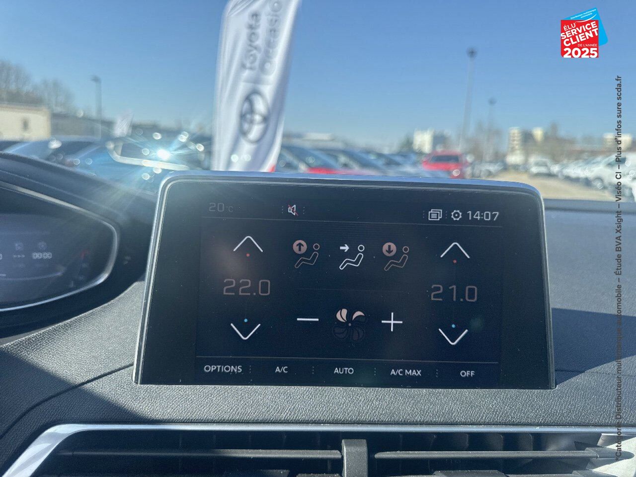 Véhicule d'occasion PEUGEOT 3008 1.2 PURETECH 130CH GT LINE SS EAT6 chez Toyota Sarreguemines