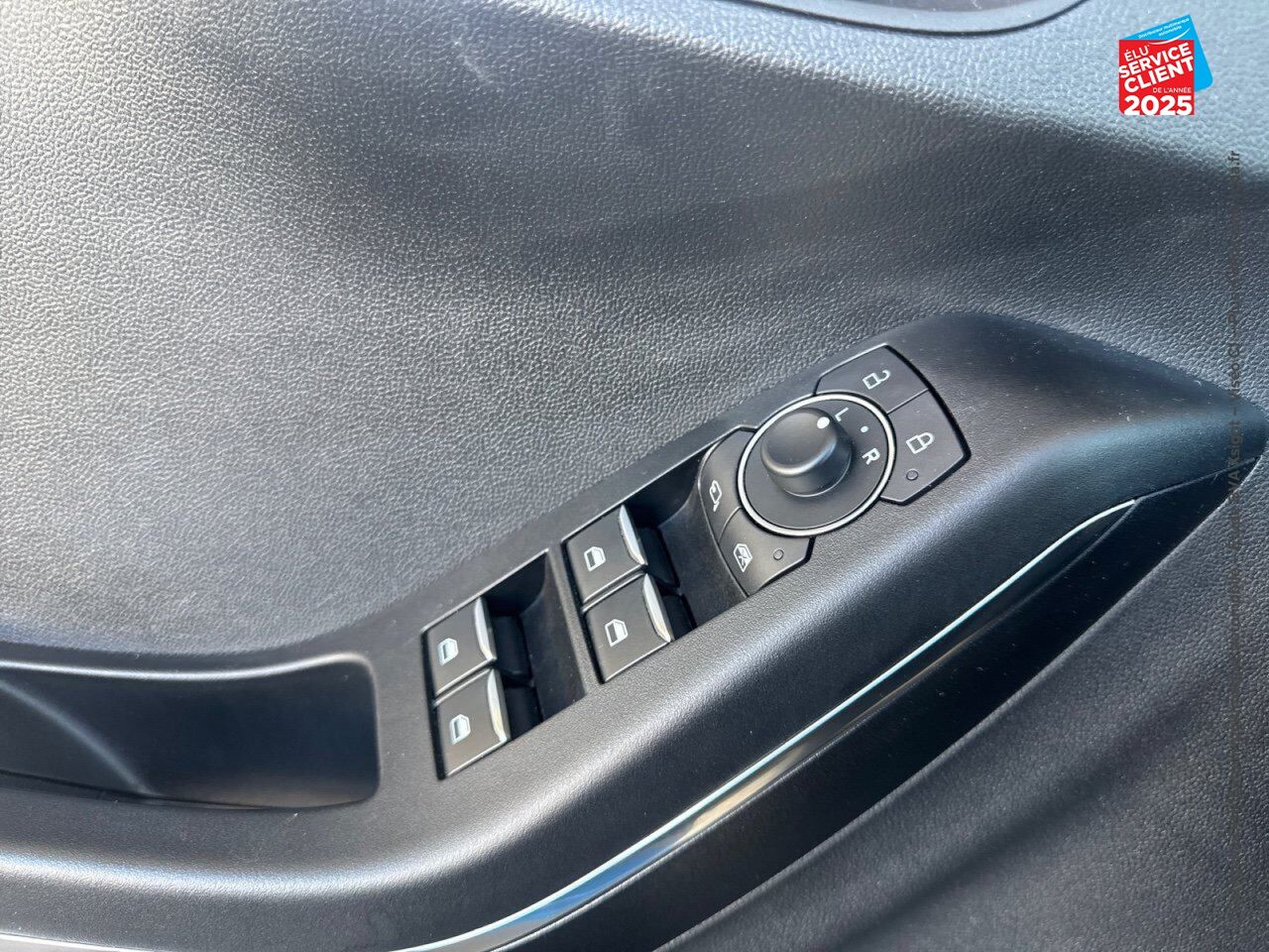 Véhicule d'occasion FORD PUMA 1.0 ECOBOOST 125CH MHEV ST-LINE X 6CV GPS CAMERA chez Nissan Haguenau