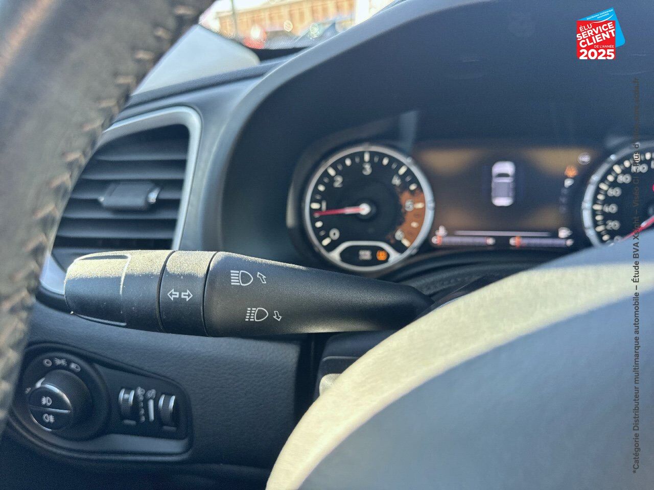 Véhicule d'occasion JEEP RENEGADE 2.0 MULTIJET SS 140CH LIMITED 4X4 chez Dacia Strasbourg