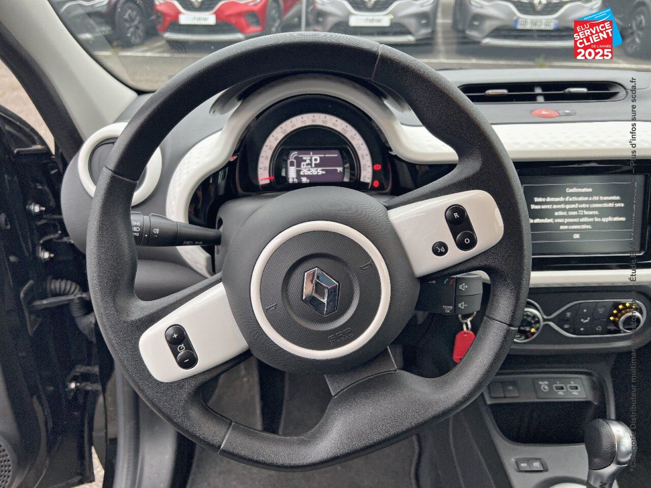 chez Renault Saint-Louis