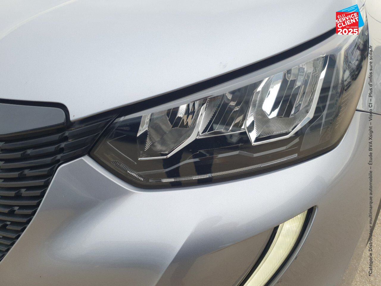 Véhicule d'occasion PEUGEOT 2008 1.2 PURETECH 100CH SS ACTIVE 5CV chez Opel Verdun