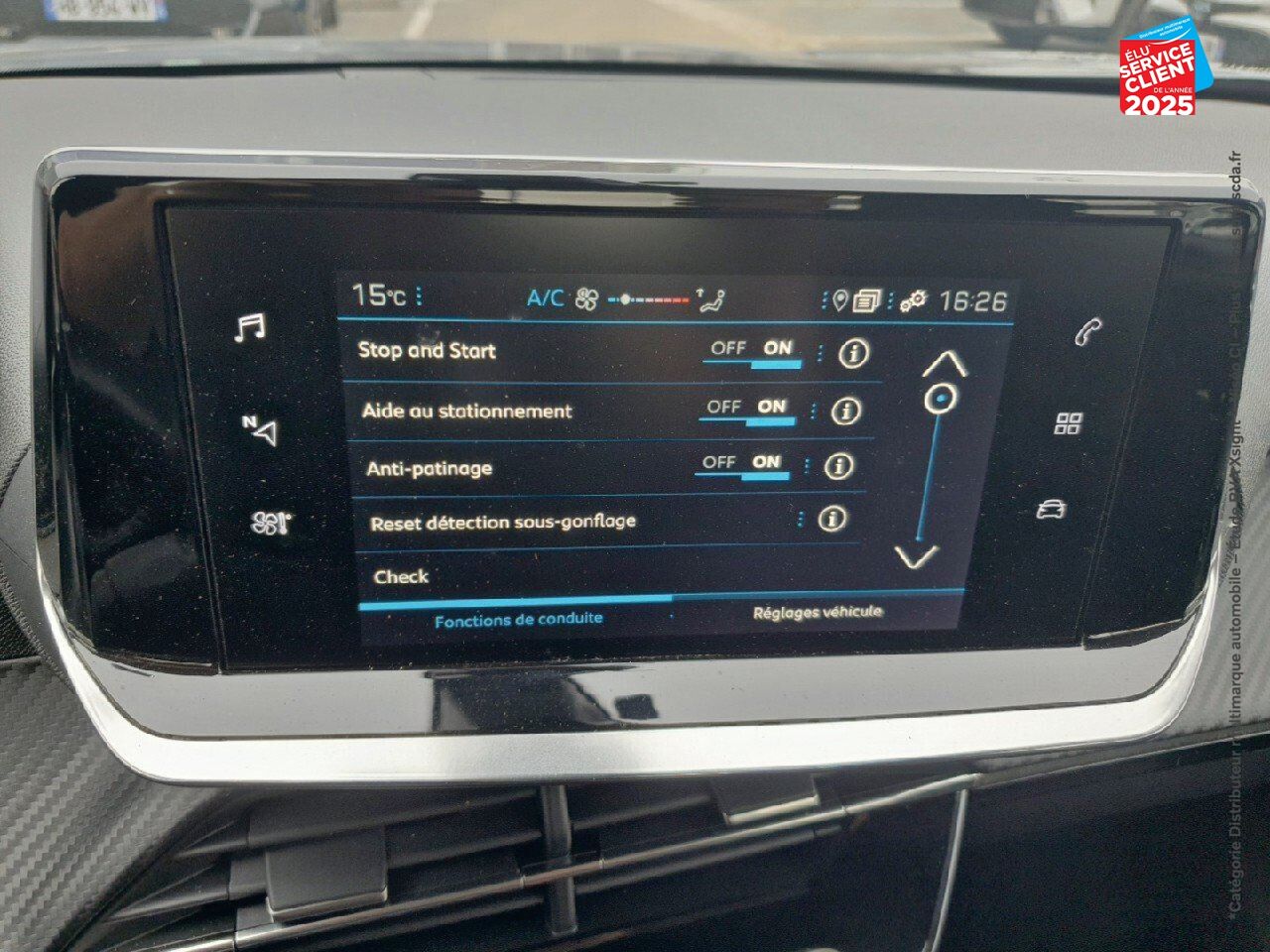 Véhicule d'occasion PEUGEOT 2008 1.2 PURETECH 100CH SS ACTIVE 5CV chez Opel Verdun