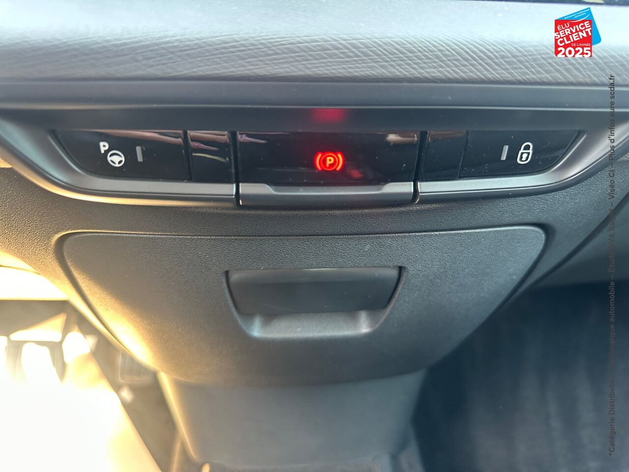 Véhicule d'occasion CITROEN C4 SPACETOURER PURETECH 130CH SS FEEL EAT8 E6.D 6CV chez Nissan Haguenau