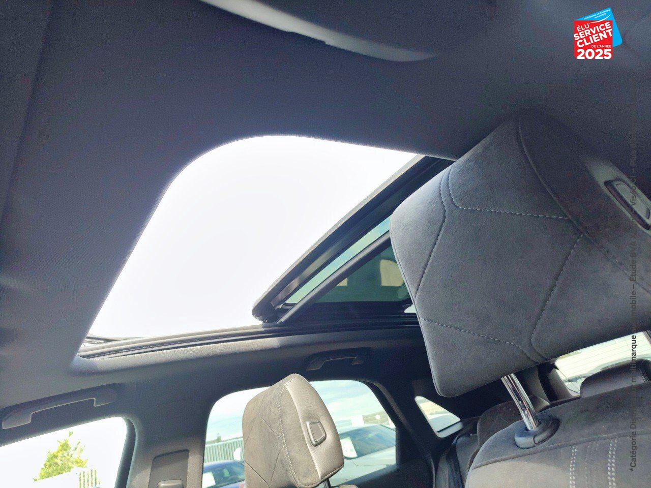 Véhicule d'occasion DS DS 7 CROSSBACK PURETECH 225CH PERFORMANCE LINE + AUTOMATIQUE chez Hyundai Epernay