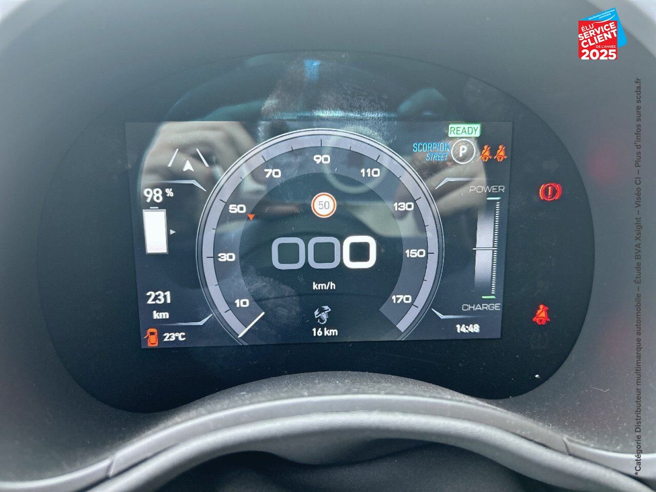 Véhicule d'occasion ABARTH 500C E 155CH PACK 4CV chez BMW Besançon