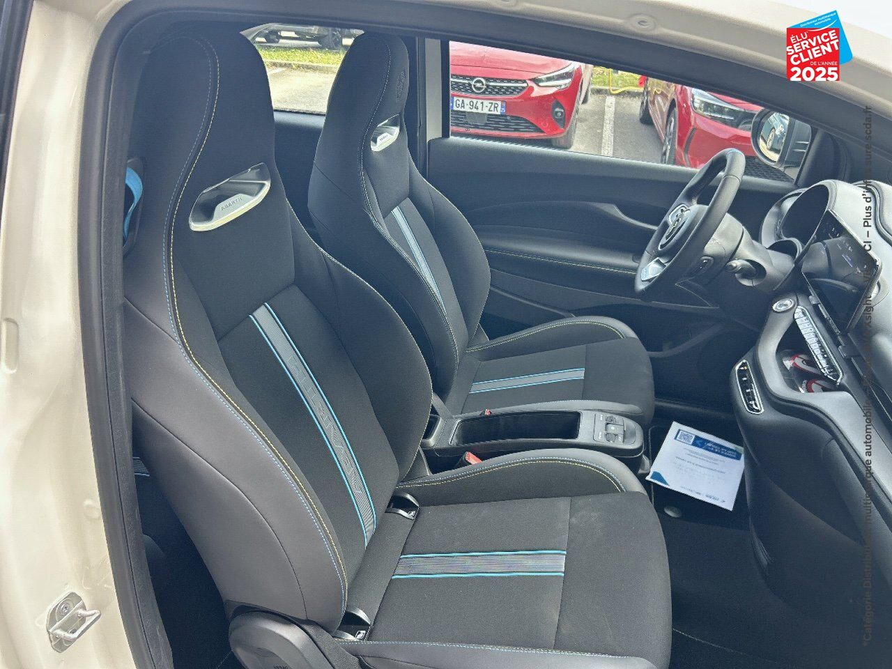 Véhicule d'occasion ABARTH 500C E 155CH PACK 4CV chez BMW Besançon