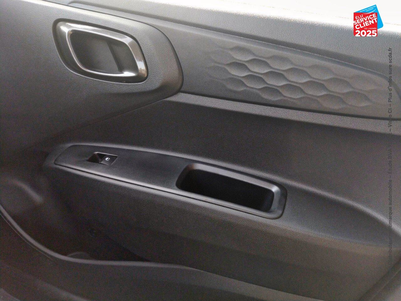 Véhicule d'occasion HYUNDAI I10 1.0 63CH ECO INTUITIVE BVR chez Toyota Verdun