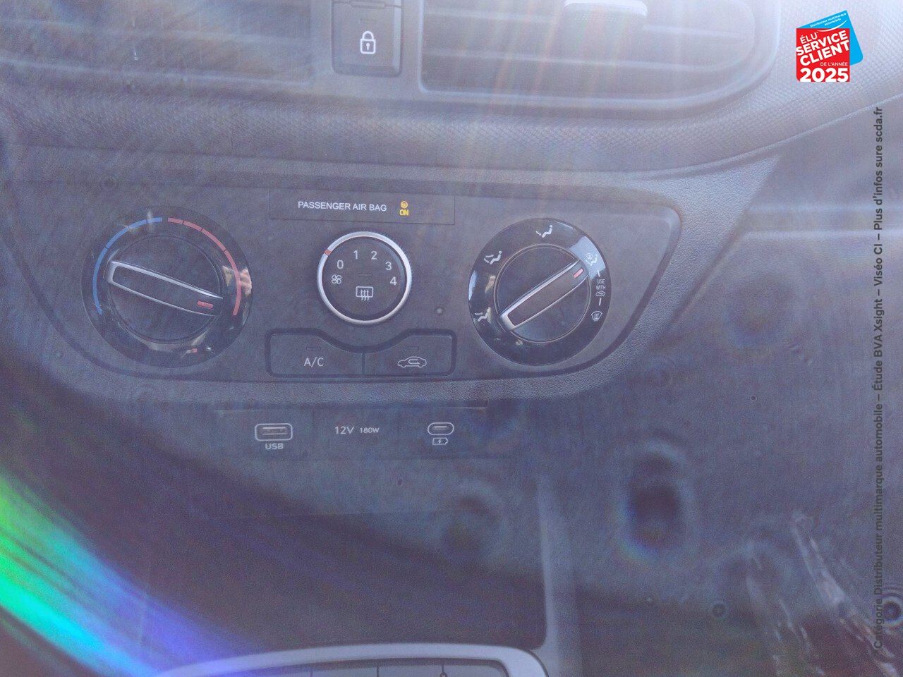 Véhicule d'occasion HYUNDAI I10 1.0 63CH ECO INTUITIVE BVR chez Toyota Verdun