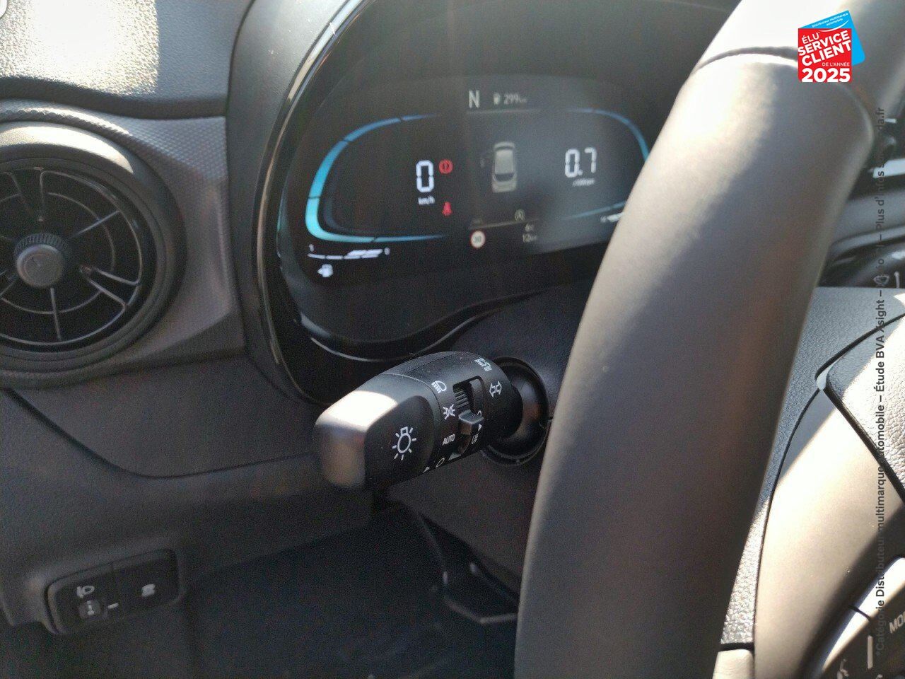 Véhicule d'occasion HYUNDAI I10 1.0 63CH ECO INTUITIVE BVR chez Toyota Verdun