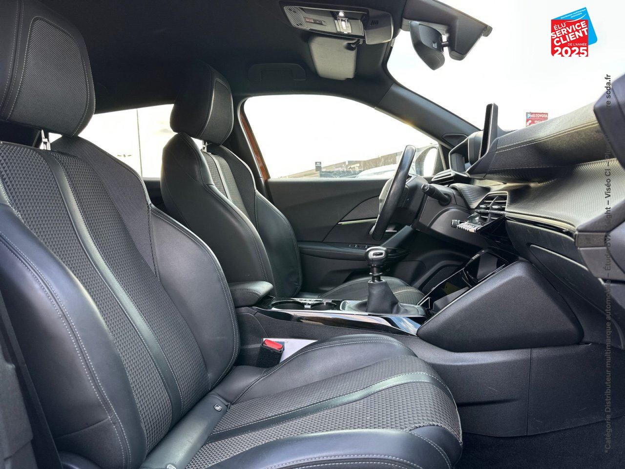 Véhicule d'occasion PEUGEOT 2008 1.2 PURETECH 130CH SS GT LINE 7CV chez Toyota Sarreguemines