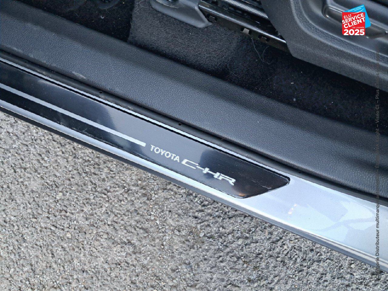 Véhicule neuf TOYOTA C-HR 2.0 HYBRIDE RECHARGEABLE 225CH COLLECTION NG23 chez Toyota Thionville